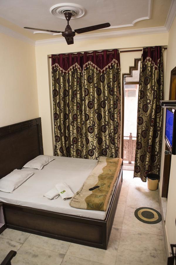 Hotel Venus International New Delhi Eksteriør billede